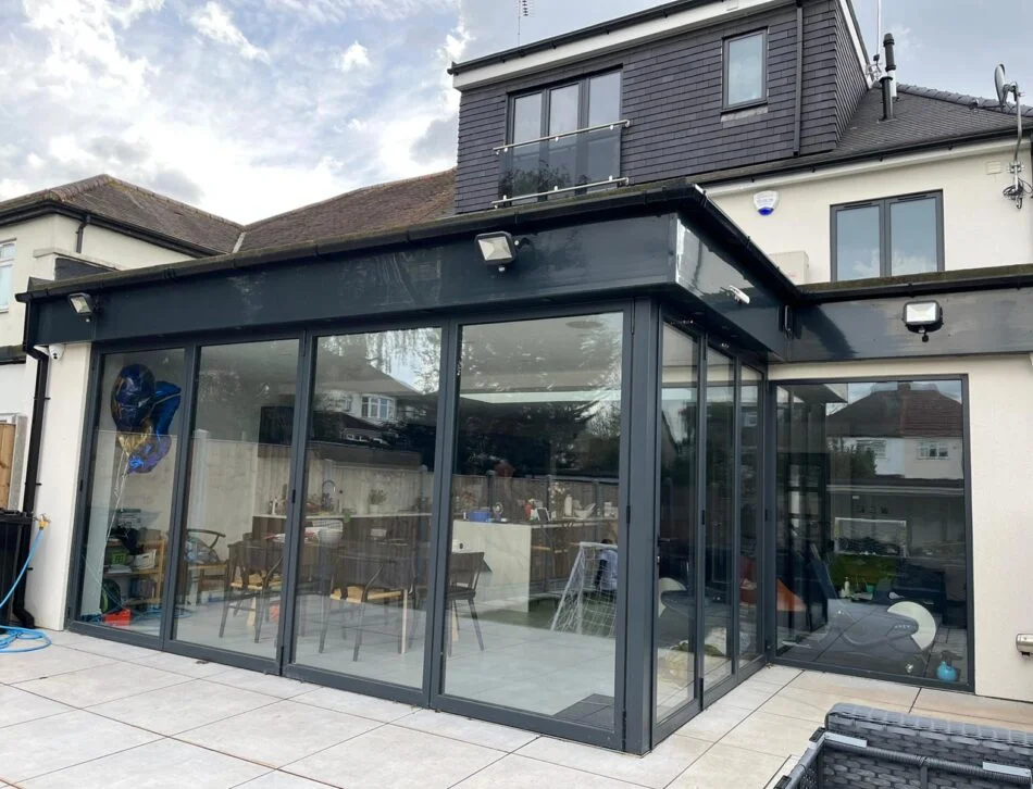 Schuco Cornerless Bifold Doors view 3